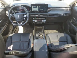 2024 Lincoln Corsair Grand Touring z VIN 5LMTJ5DZ7RUL08944, wystawiony jako Copart lot #58051165 z przebiegiem 15 013 mil mil oraz Szkoda całkowita • Salvage title. Historia ofert i sprzedaży dostępna na DreamBid. Obrazek 8.