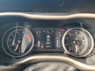 2017 Jeep Cherokee Latitude with VIN 1C4PJLCS7HW619486, listed as a Copart auction lot 47152985 with 69,837 mi miles and Salvage Title. Bid and sale history available at carsss.com. Image 9.