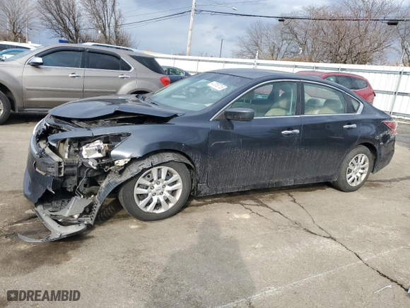 2014 Nissan Altima 2.5 with VIN 1N4AL3AP8EN387986, listed as a Copart auction lot 47010715 with 245,542 mi miles and Salvage Title. Bid and sale history available at carsss.com. Image 1.