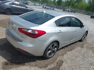 2014 Kia Forte EX with VIN KNAFX4A84E5085479, listed as a IAAI auction lot 41886196 with 183,815 mi miles. Bid and sale history available at carsss.com. Image 4.