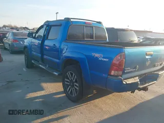 2008 Toyota Tacoma PreRunner with VIN 3TMJU62N38M056852, listed as a IAAI auction lot 41682752 with 163,652 mi miles. Bid and sale history available at carsss.com. Image 3.