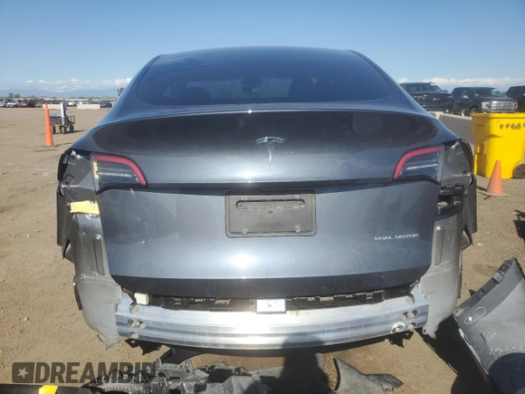 2023 Tesla Model Y Long Range z VIN 7SAYGDEE7PF965446, wystawiony jako Copart lot #54710375 z przebiegiem 23 807 mil mil oraz Szkoda całkowita • Salvage title. Historia ofert i sprzedaży dostępna na DreamBid. Obrazek 6.