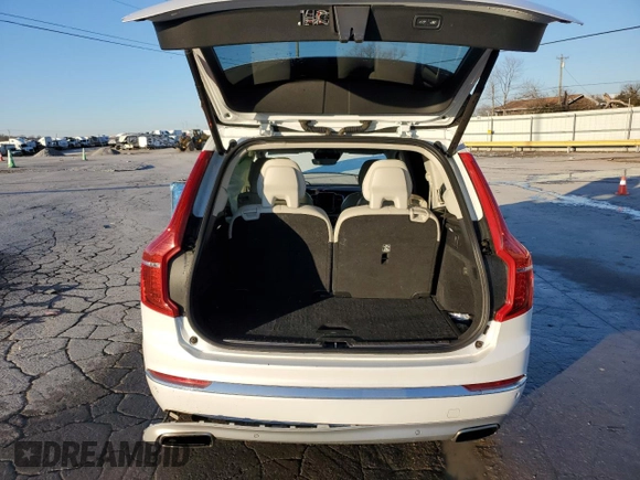 2020 Volvo XC90 Inscription z VIN YV4A221L5L1551345, wystawiony jako Copart lot #42405175 z przebiegiem 62 802 mil mil oraz Szkoda całkowita • Salvage title. Historia ofert i sprzedaży dostępna na DreamBid. Obrazek 6.