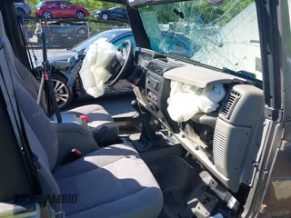 2005 Jeep Wrangler X with VIN 1J4FA39S15P305528, listed as a IAAI auction lot 42288177 with 189,767 mi miles and . Bid and sale history available at DreamBid. Image 5.