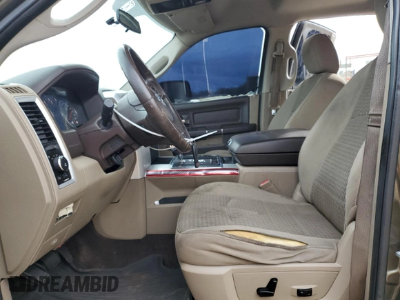 2012 Ram 1500 Big Horn z VIN 1C6RD6LT9CS169745, wystawiony jako Copart lot #53756575 z przebiegiem 160 215 mil mil oraz Czysty tytuł • Clean title. Historia ofert i sprzedaży dostępna na DreamBid. Obrazek 7.