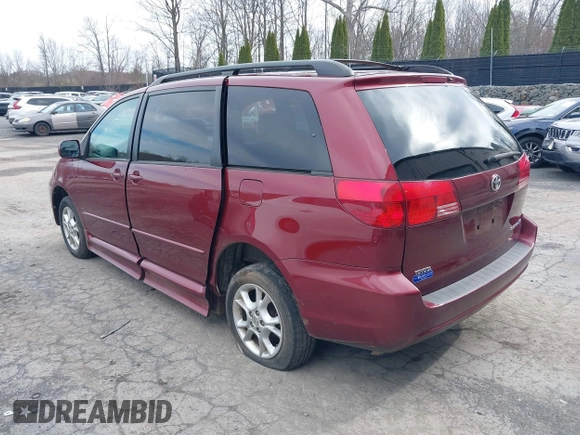 2005 Toyota Sienna XLE with VIN 5TDZA22C85S278883, listed as a IAAI auction lot 42034693 with 85,778 mi miles and . Bid and sale history available at DreamBid. Image 3.