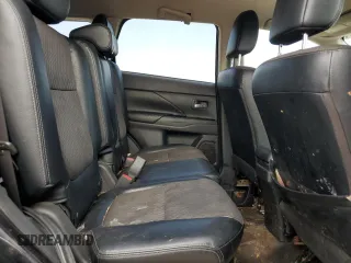 2015 Mitsubishi Outlander SE z VIN JA4AD3A36FZ010050, wystawiony jako Copart lot #56275555 z przebiegiem 171 045 mil mil oraz Szkoda całkowita • Salvage title. Historia ofert i sprzedaży dostępna na DreamBid. Obrazek 11.