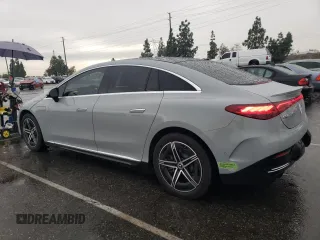 2023 Mercedes-Benz EQE 350+ z VIN W1KEG2BB2PF014412, wystawiony jako Copart lot #76793523 z przebiegiem 3 112 mil mil oraz . Historia ofert i sprzedaży dostępna na DreamBid. Obrazek 2.