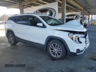 2024 GMC Terrain SLT with VIN 3GKALPEG2RL137990, listed as a Copart auction lot 58027655 with 35,567 mi miles and Salvage title. Bid and sale history available at DreamBid. Image 4.