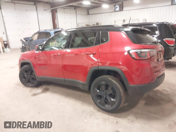 2018 Jeep Compass Altitude with VIN 3C4NJDBB9JT304330, listed as a IAAI auction lot 41886905 with 45,700 mi miles and . Bid and sale history available at carsss.com. Image 14.