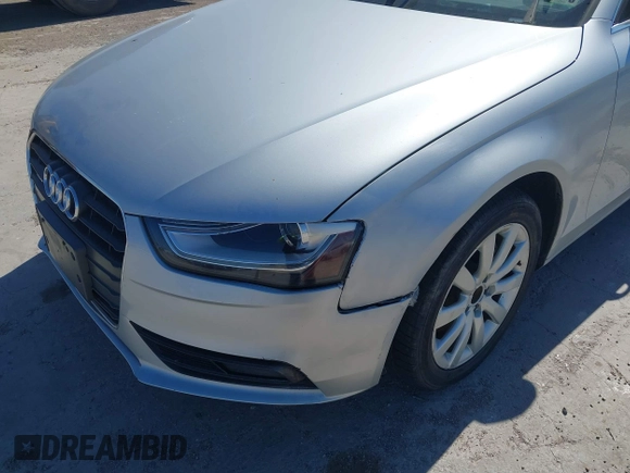 2013 Audi A4 Premium с VIN WAUBFAFL1DN029611, выставлен на аукционе IAAI как лот 41848838 с пробегом 79 640 миль миль и . История ставок и продаж доступна на DreamBid. Изображение 6.