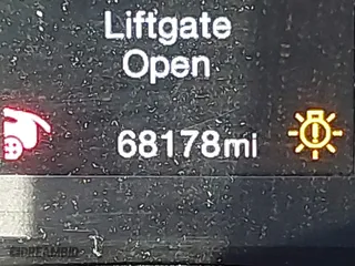 2018 Jeep Renegade Upland Edition with VIN ZACCJBAB0JPH93740, listed as a IAAI auction lot 41705533 with 68,178 mi miles. Bid and sale history available at carsss.com. Image 15.