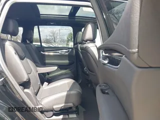2020 Cadillac XT6 AWD Premium Luxury with VIN 1GYKPDRS0LZ140995, listed as a IAAI auction lot 41881265 with 46,375 mi miles and . Bid and sale history available at DreamBid. Image 8.