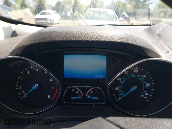 2016 Ford Escape SE z VIN 1FMCU9GX1GUB92472, wystawiony jako IAAI lot #42133744 z przebiegiem 184 000 mil mil oraz . Historia ofert i sprzedaży dostępna na DreamBid. Obrazek 7.