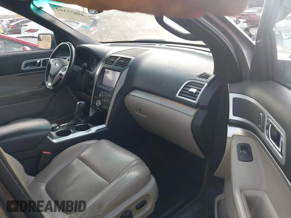 2013 Ford Explorer XLT z VIN 1FM5K8D85DGA55051, wystawiony jako IAAI lot #40871162 z przebiegiem 132 961 mil mil oraz . Historia ofert i sprzedaży dostępna na DreamBid. Obrazek 5.