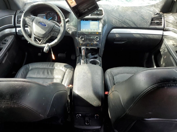 2017 Ford Explorer XLT with VIN 1FM5K7D86HGD97821, listed as a Copart auction lot 41993425 with 113,240 mi miles and Non Repairable. Bid and sale history available at DreamBid. Image 8.