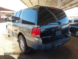 2003 Ford Expedition Special Service with VIN 1FMRU15W43LC33991, listed as a IAAI auction lot 41789695 with 188,770 mi miles. Bid and sale history available at carsss.com. Image 3.