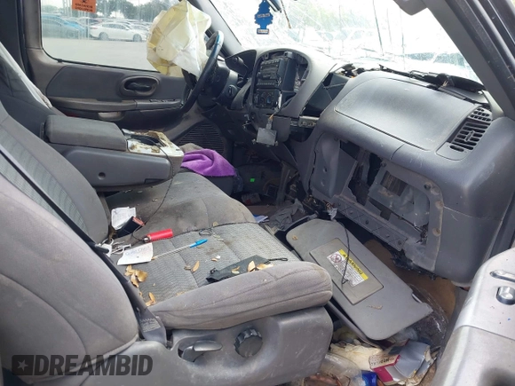 2003 Ford F-150 с VIN 1FTRX08W23KD54820, выставлен на аукционе IAAI как лот 41864704 с пробегом Не указан миль и . История ставок и продаж доступна на DreamBid. Изображение 5.