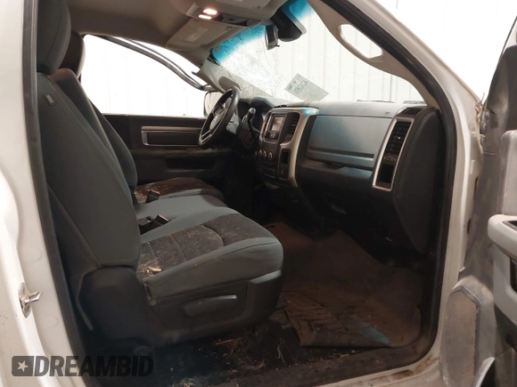 2013 Ram 2500 with VIN 3C6LR5BT4DG559115, listed as a IAAI auction lot 42313531 with 124,472 mi miles and . Bid and sale history available at DreamBid. Image 5.