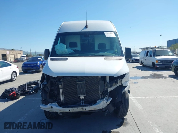 2020 Mercedes-Benz Sprinter Cargo with VIN W1W70BGY8LT026861, listed as a IAAI auction lot 41679015 with 96,367 mi miles and . Bid and sale history available at carsss.com. Image 13.