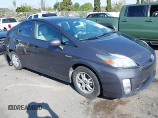 2011 Toyota Prius I with VIN JTDKN3DUXB0286208, listed as a IAAI auction lot 41858933 with 190,127 mi miles. Bid and sale history available at carsss.com. Image 1.