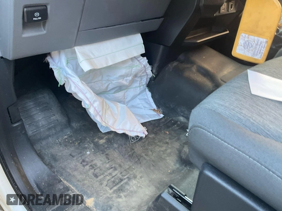 2022 Ford F-150 XL with VIN 1FTFW1ED8NFC41240, listed as a IAAI auction lot 42792652 with 46,947 mi miles and . Bid and sale history available at DreamBid. Image 17.
