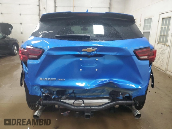 2025 Chevrolet Blazer LT with VIN 3GNKBHR45SS107121, listed as a Copart auction lot 53130305 with 1,401 mi miles and Salvage title. Bid and sale history available at DreamBid. Image 6.