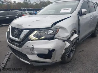 2019 Nissan Rogue SL with VIN 5N1AT2MT5KC844396, listed as a IAAI auction lot 40858867 with 28,469 mi miles. Bid and sale history available at carsss.com. Image 6.