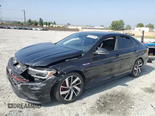 2021 Volkswagen Jetta S z VIN 3VW6T7BU5MM052637, wystawiony jako Copart lot #58851495 z przebiegiem 83 161 mil mil oraz Szkoda całkowita • Salvage title. Historia ofert i sprzedaży dostępna na DreamBid. Obrazek 1.