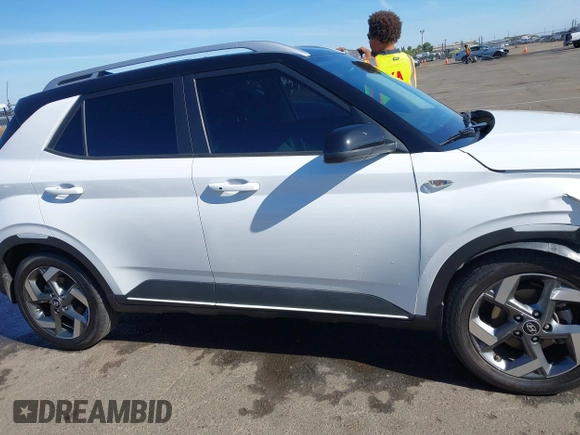 2022 Hyundai Venue Limited with VIN KMHRC8A38NU137933, listed as a IAAI auction lot 42254522 with 72,596 mi miles and . Bid and sale history available at DreamBid. Image 14.