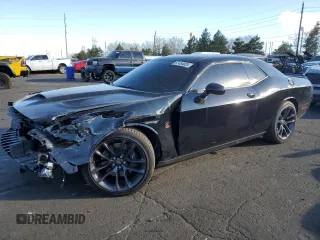 2023 Dodge Challenger R/T Scat Pack Widebody z VIN 2C3CDZFJ0PH688288, wystawiony jako Copart lot #87454024 z przebiegiem 9 120 mil mil oraz Szkoda całkowita • Salvage title. Historia ofert i sprzedaży dostępna na DreamBid. Obrazek 1.