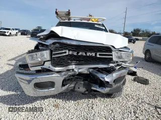 2022 Ram 3500 Tradesman with VIN 3C7WR3GJXNG226570, listed as a Copart auction lot 81580414 with 93,282 mi miles and Salvage Title. Bid and sale history available at carsss.com. Image 5.