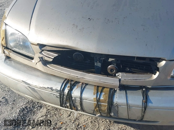 2000 Toyota Sienna LE with VIN 4T3ZF13C1YU301224, listed as a IAAI auction lot 42176695 with 203,971 mi miles and . Bid and sale history available at DreamBid. Image 6.