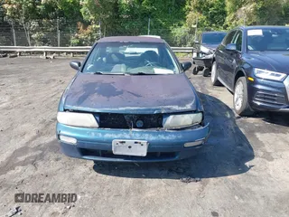 1997 Nissan Altima XE z VIN 1N4BU31D1VC199720, wystawiony jako IAAI lot #42061192 z przebiegiem 312 370 mil mil oraz . Historia ofert i sprzedaży dostępna na DreamBid. Obrazek 12.