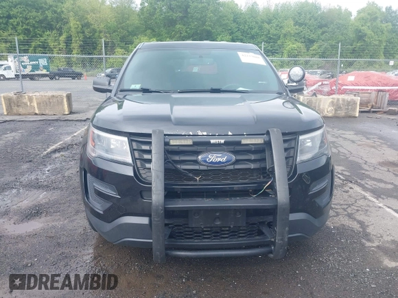2017 Ford Police Interceptor Utility with VIN 1FM5K8ARXHGD57454, listed as a IAAI auction lot 42233888 with 121,244 mi miles and . Bid and sale history available at DreamBid. Image 12.
