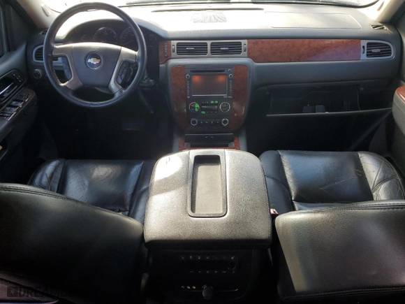 2014 Chevrolet Suburban LTZ with VIN 1GNSCKE08ER230741, listed as a Copart auction lot 47234095 with 184,263 mi miles and Salvage Title. Bid and sale history available at carsss.com. Image 8.