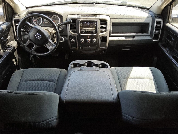 2014 Ram 1500 Express z VIN 1C6RR7KT5ES163310, wystawiony jako Copart lot #58201045 z przebiegiem 139 122 mil mil oraz Czysty tytuł • Clean title. Historia ofert i sprzedaży dostępna na DreamBid. Obrazek 8.