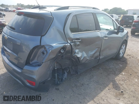 2019 Chevrolet Trax LT with VIN KL7CJLSB4KB930837, listed as a IAAI auction lot 41876909 with 90,193 mi miles and . Bid and sale history available at carsss.com. Image 4.