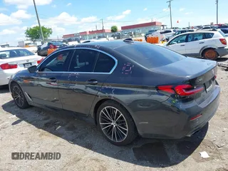 2021 BMW 5 Series 540i xDrive with VIN WBA73BJ02MWW93833, listed as a IAAI auction lot 42160043 with 59,779 mi miles and . Bid and sale history available at DreamBid. Image 14.
