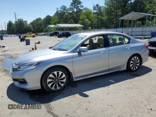 2017 Honda Accord Touring z VIN JHMCR6F77HC022211, wystawiony jako Copart lot #55593205 z przebiegiem 99 193 mil mil oraz Szkoda całkowita • Salvage title. Historia ofert i sprzedaży dostępna na DreamBid. Obrazek 1.