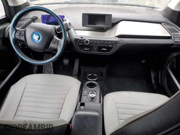 2017 BMW i3 z VIN WBY1Z8C38HV890419, wystawiony jako Copart lot #52199865 z przebiegiem Nie podano mil oraz Szkody całkowita. Historia ofert i sprzedaży dostępna na DreamBid. Obrazek 8.