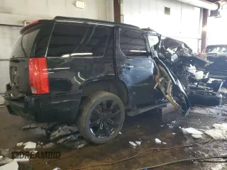 2011 Cadillac Escalade Premium z VIN 1GYS4CEF5BR355847, wystawiony jako Copart lot #45629295 z przebiegiem Nie podano mil oraz Nie do naprawy • Non repairable. Historia ofert i sprzedaży dostępna na DreamBid. Obrazek 3.