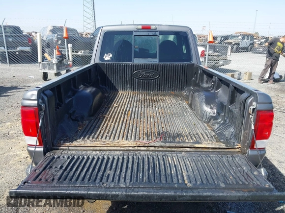 2000 Ford Ranger XLT with VIN 1FTZR15X9YPB33383, listed as a IAAI auction lot 41821934 with 176,899 mi miles and . Bid and sale history available at DreamBid. Image 8.