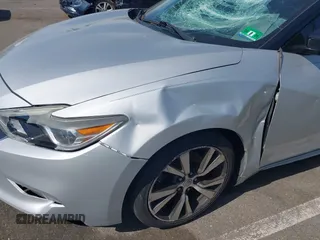 2017 Nissan Maxima S z VIN 1N4AA6AP7HC432410, wystawiony jako IAAI lot #42241479 z przebiegiem 138 157 mil mil oraz . Historia ofert i sprzedaży dostępna na DreamBid. Obrazek 6.