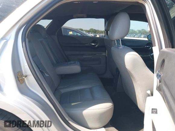 2006 Dodge Magnum R/T z VIN 2D4GV57256H374048, wystawiony jako IAAI lot #42142711 z przebiegiem 173 817 mil mil oraz . Historia ofert i sprzedaży dostępna na DreamBid. Obrazek 8.