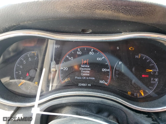 2015 Jeep Grand Cherokee Laredo with VIN 1C4RJFAG4FC710626, listed as a Copart auction lot 54020865 with 224,661 mi miles and Clean Title. Bid and sale history available at carsss.com. Image 9.