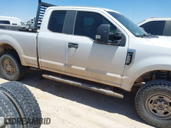 2017 Ford F-250 XLT с VIN 1FT7X2B64HED35283, выставлен на аукционе IAAI как лот 42292819 с пробегом 241 343 миль миль и . История ставок и продаж доступна на DreamBid. Изображение 1.