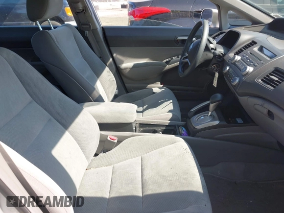 2009 Honda Civic LX z VIN 2HGFA165X9H540160, wystawiony jako IAAI lot #42389457 z przebiegiem 71 737 mil mil oraz . Historia ofert i sprzedaży dostępna na DreamBid. Obrazek 5.
