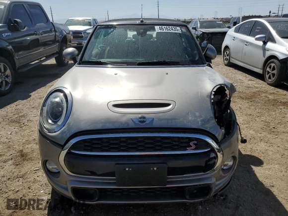 2016 MINI Convertible S with VIN WMWWG9C58G3A91318, listed as a Copart auction lot 46162435 with 30,643 mi miles and Salvage title. Bid and sale history available at DreamBid. Image 5.
