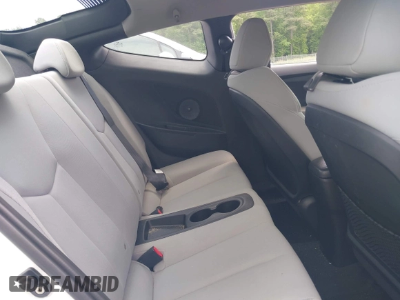 2012 Hyundai Veloster w/Gray Int с VIN KMHTC6AD6CU026944, выставлен на аукционе IAAI как лот 42216988 с пробегом 61 147 миль миль и . История ставок и продаж доступна на DreamBid. Изображение 8.